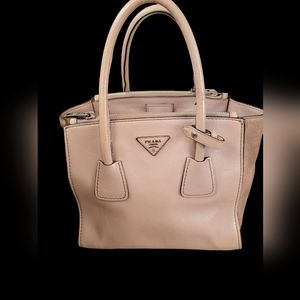 Purse from Prada. Twin Pocket Stachel, Leather with suede sides